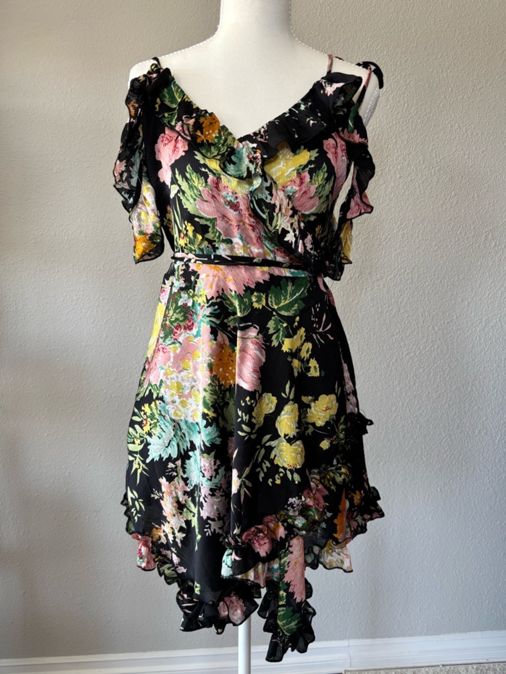 Current Mood Wildflower Dreams Wrap Mini Dress Large Dark Floral Whimsigoth